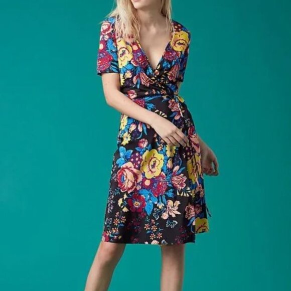 Diane Von Furstenberg DVF Bournier Floral Print Silk Wrap Floral Dress Sz 12 BLK - Picture 1 of 7